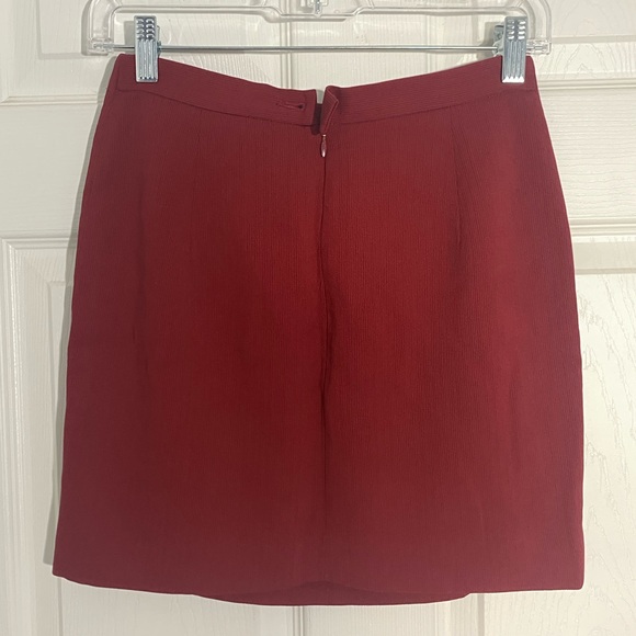 Alex Garfield red mini skirt - Picture 7 of 7
